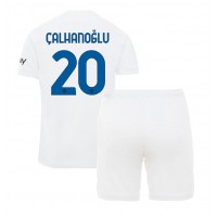 Inter Milan Hakan Calhanoglu #20 Auswärts Trikotsatz Kinder 2023-24 Kurzarm (+ Kurze Hosen)